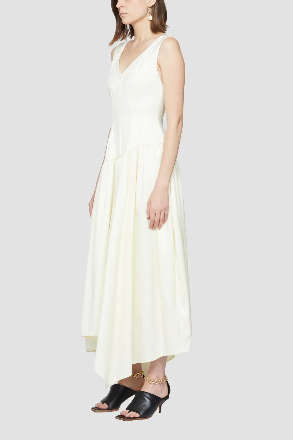 Sleeveless Plunge V-neck Dress