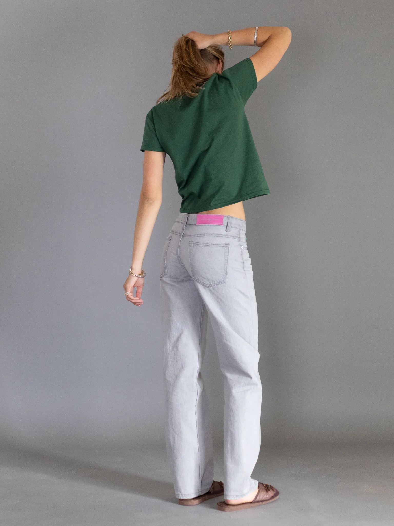 Stylish Light Grey Vera Jeans - Perfect Fit & Versatile Style
